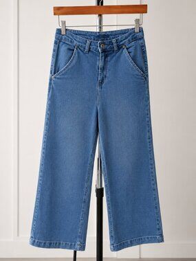 Chemistry Light Wash Wide Leg Cropped Jeans Size 28 Fits 27